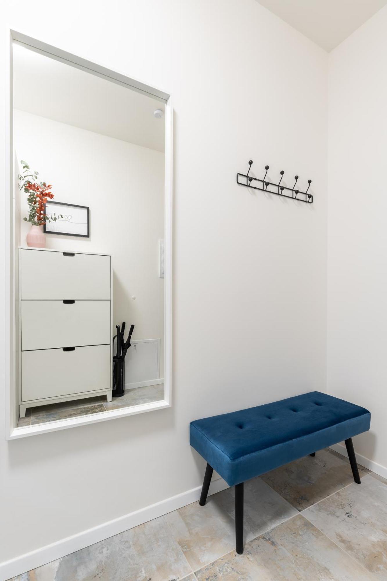 Fully Equipped Apartments With Terraces, Free Garage Parking, Netflix & Ac - By Apartmany Slapanice Cz Exterior foto